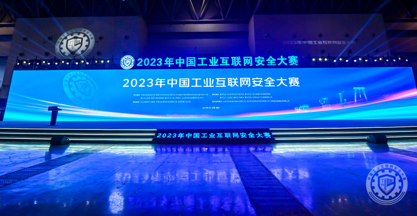  操臭逼穴网址